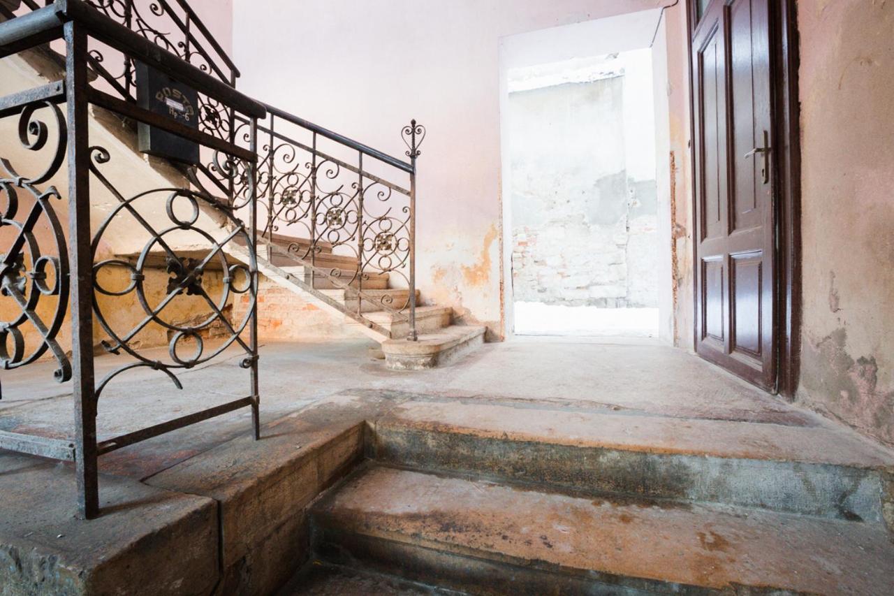 Muzeului Studio Cluj-Napoca Esterno foto